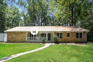 featured image of 2673 Greenvalley Ct