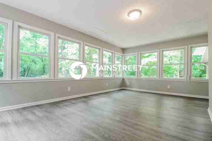 2673 Greenvalley Ct - Photo 7 of 27