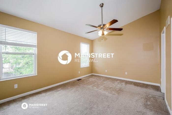 209 Cherrywood Parc Dr - Photo 4 of 18