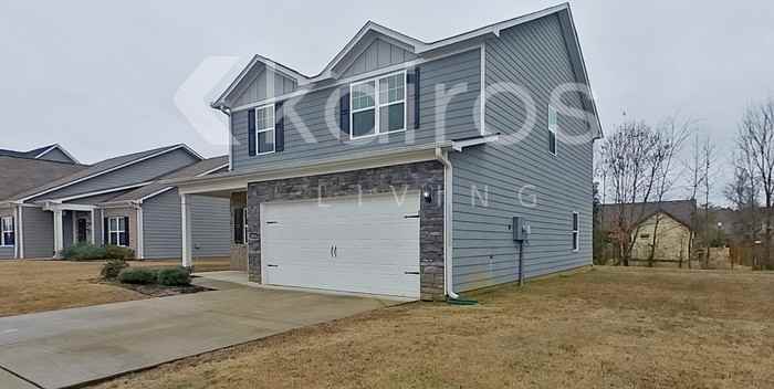 1056 Pilgrim Ln - Photo 4 of 27