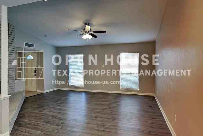 5701 Terry St - Photo 5 of 22