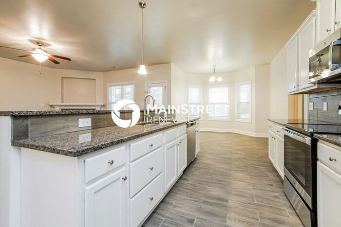 140 Telesto Cir - Photo 6 of 17