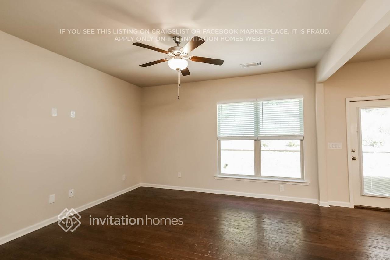 228 Highland Pointe Cir E - Photo 5 of 16