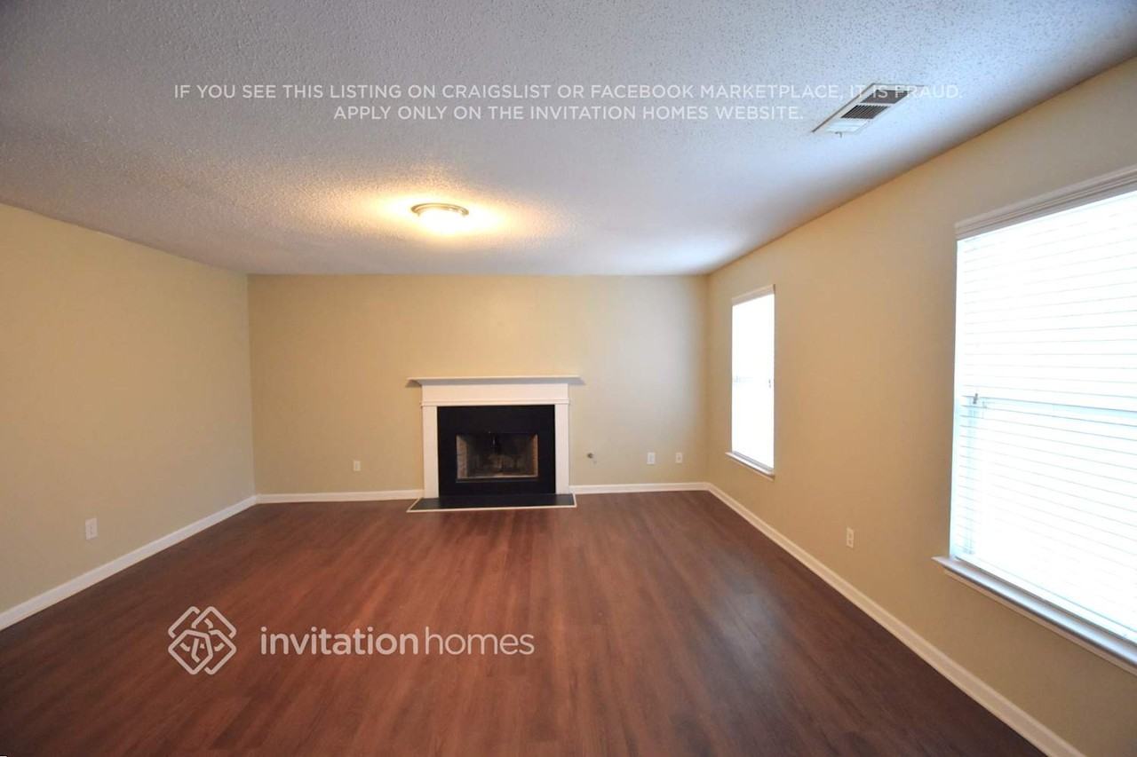 215 Marriott Dr - Photo 3 of 15