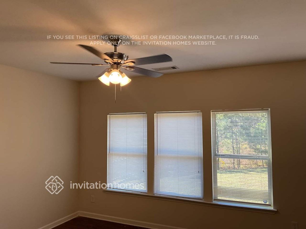 319 Village Broad St - Photo 3 of 24