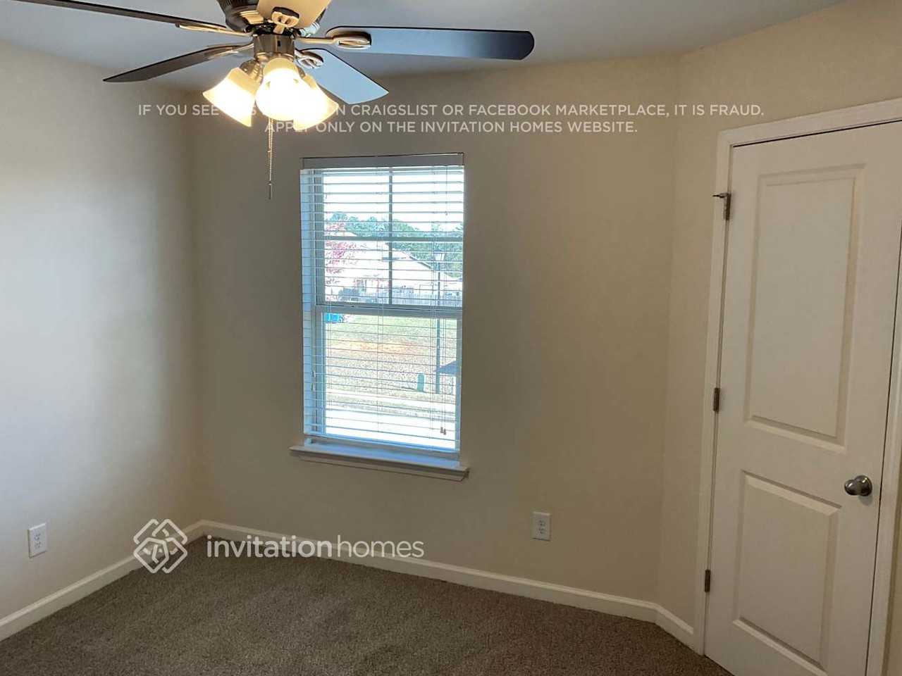 319 Village Broad St - Photo 5 of 24