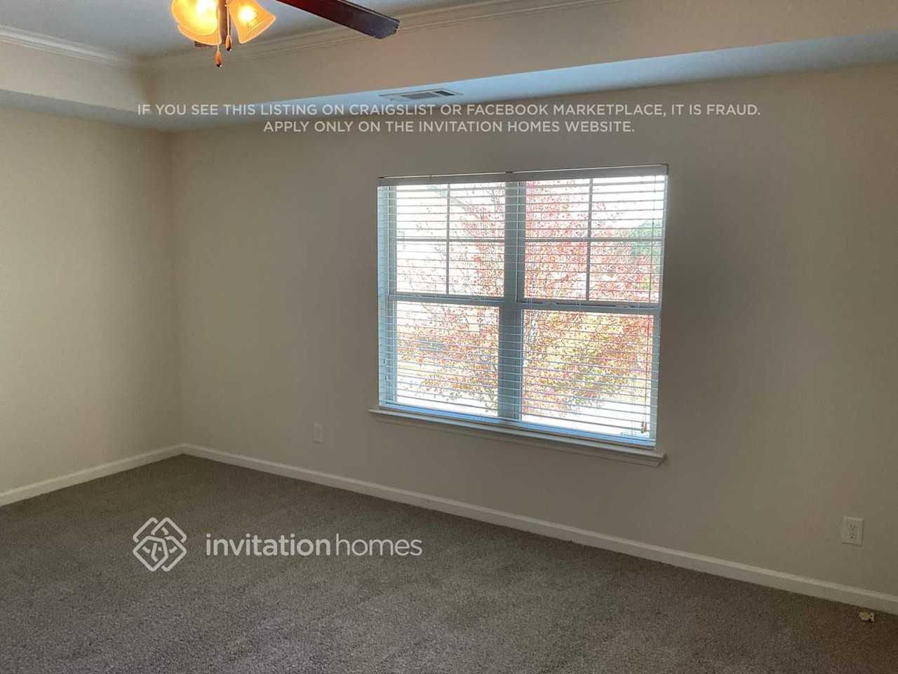 319 Village Broad St - Photo 7 of 24