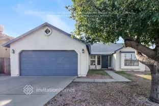 8833 W Windsor Ave - Photo 1 of 1