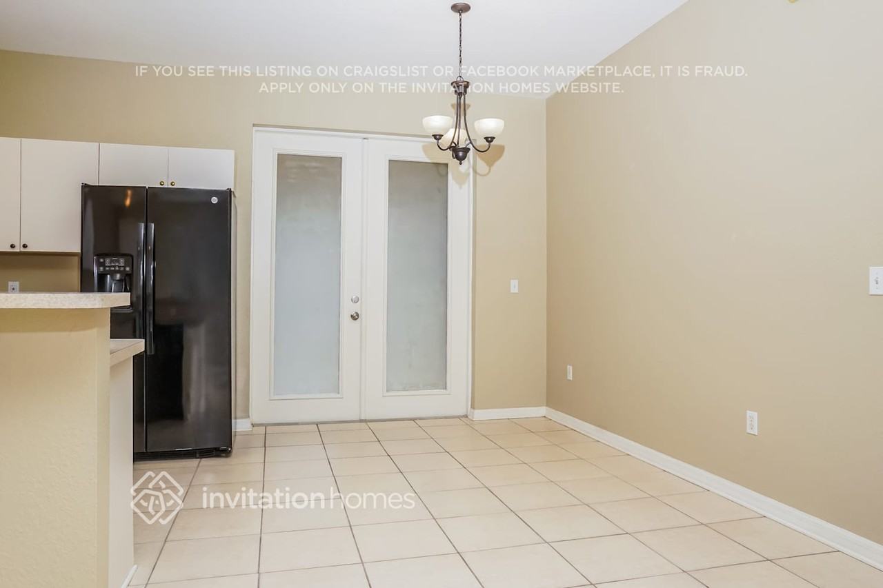 2844 Wells Ave - Photo 5 of 17