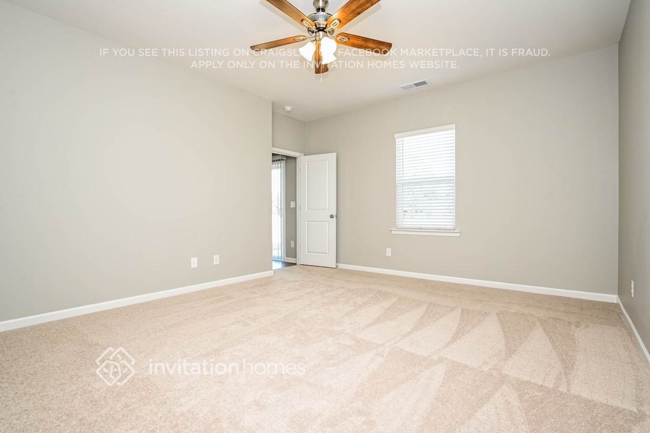 520 Almere Dr - Photo 7 of 18