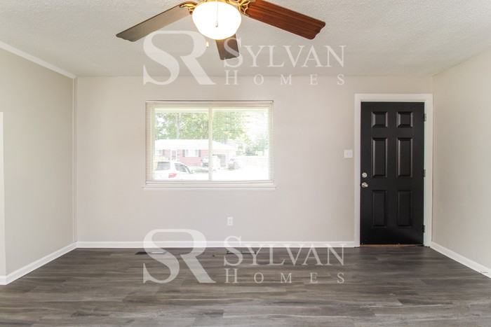 3412 Rainey Rd - Photo 4 of 16