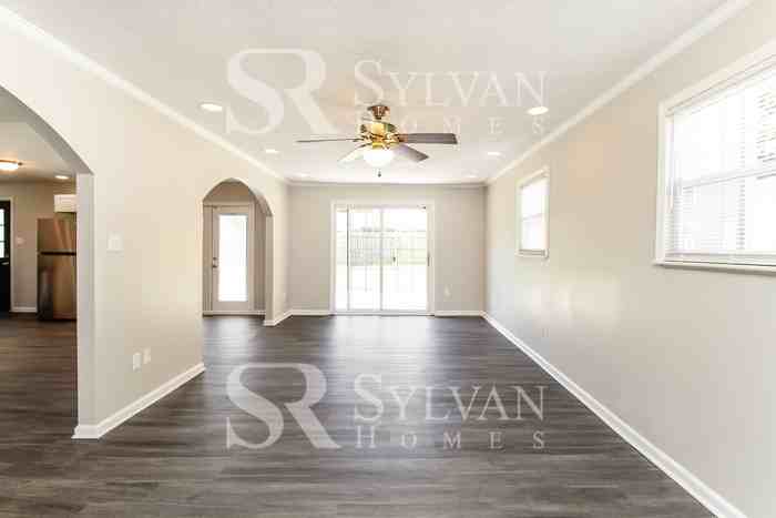 3412 Rainey Rd - Photo 6 of 16