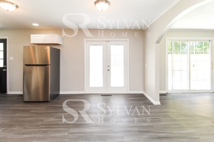 3412 Rainey Rd - Photo 7 of 15