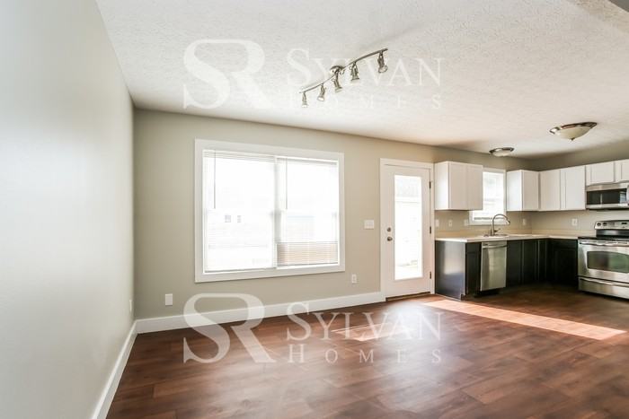 4015 Graves Dr - Photo 6 of 16