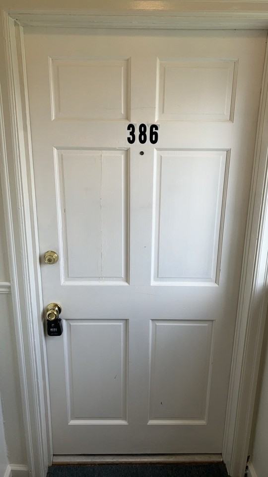 386 Morris Dr - Photo 4 of 24