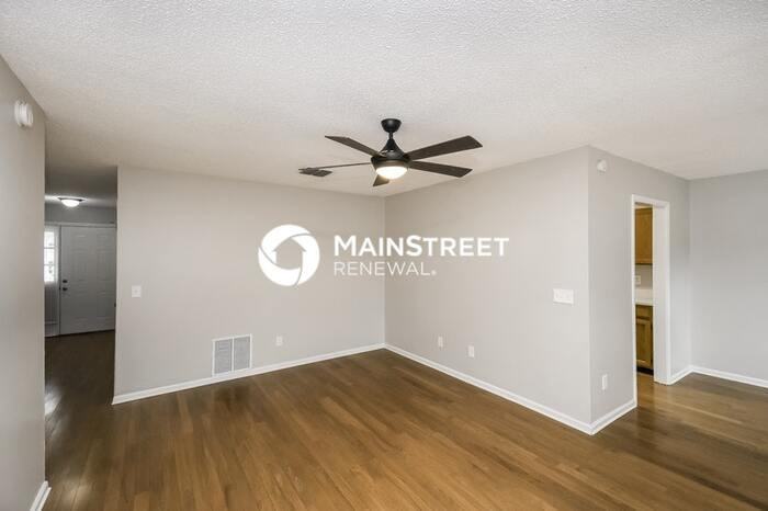 7969 Sweet Rose Ln - Photo 4 of 16