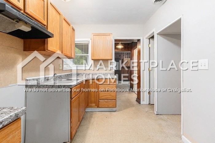 14003 Hendricks Ave - Photo 7 of 23