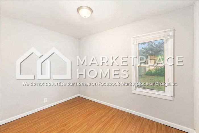 14003 Hendricks Ave - Photo 7 of 15