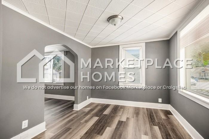 8475 Timken Ave - Photo 4 of 25