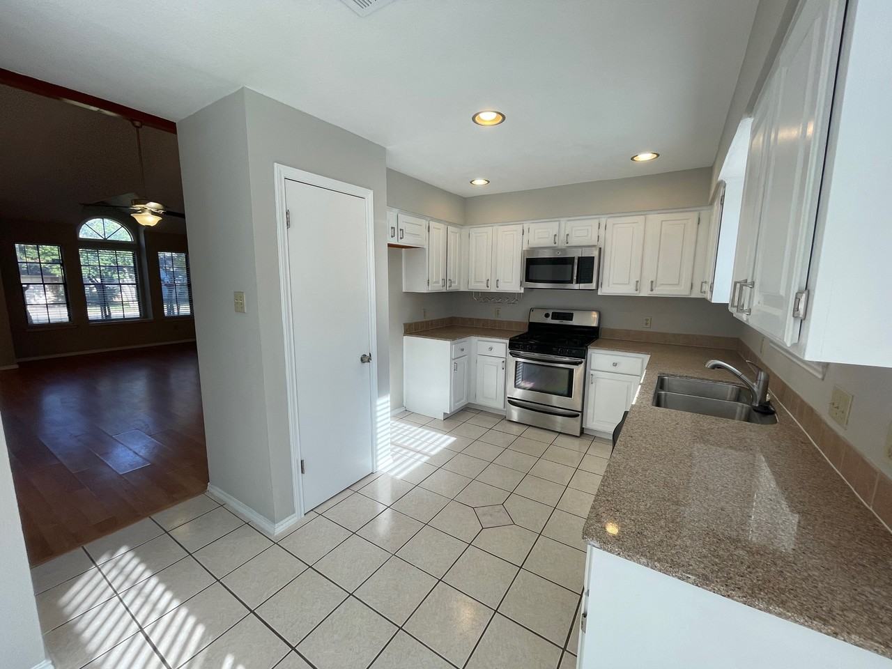 3909 Danli Ln #1 - Photo 5 of 24