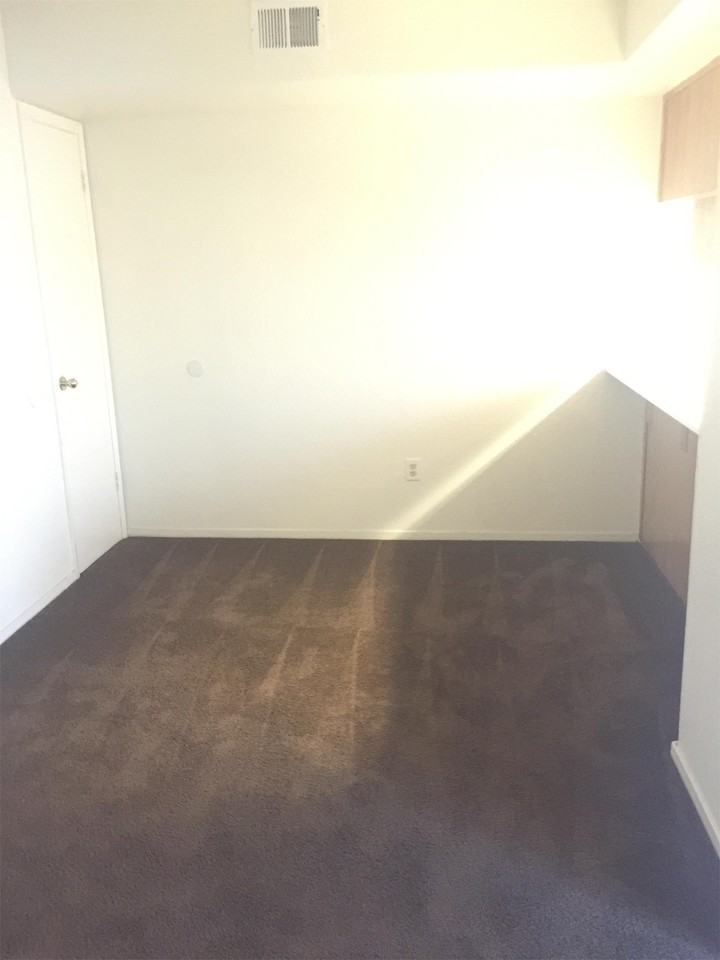 8107 Laborough Dr #B - Photo 4 of 14