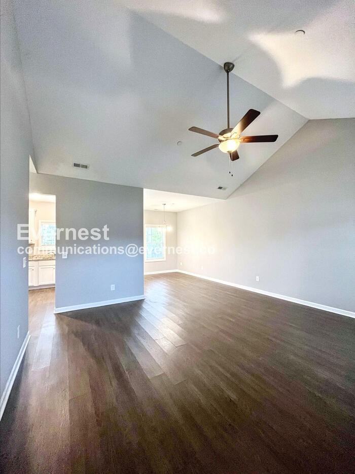 1108 Prospect Ct - Photo 6 of 28