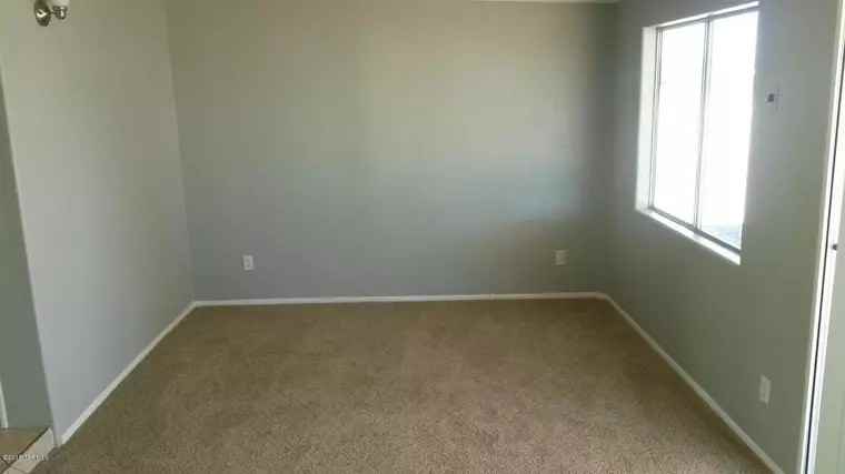 901 S Eli Dr - Photo 7 of 20