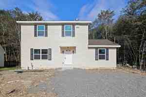 featured image of 458 Country Place Dr