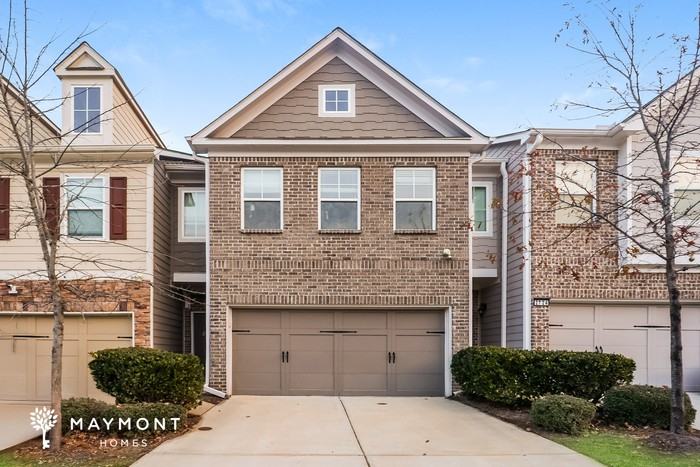 2722 Kemp Ct - Photo 2 of 14