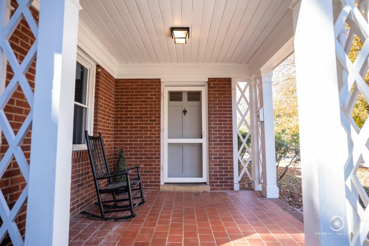 235 BREVARD - Photo 4 of 5