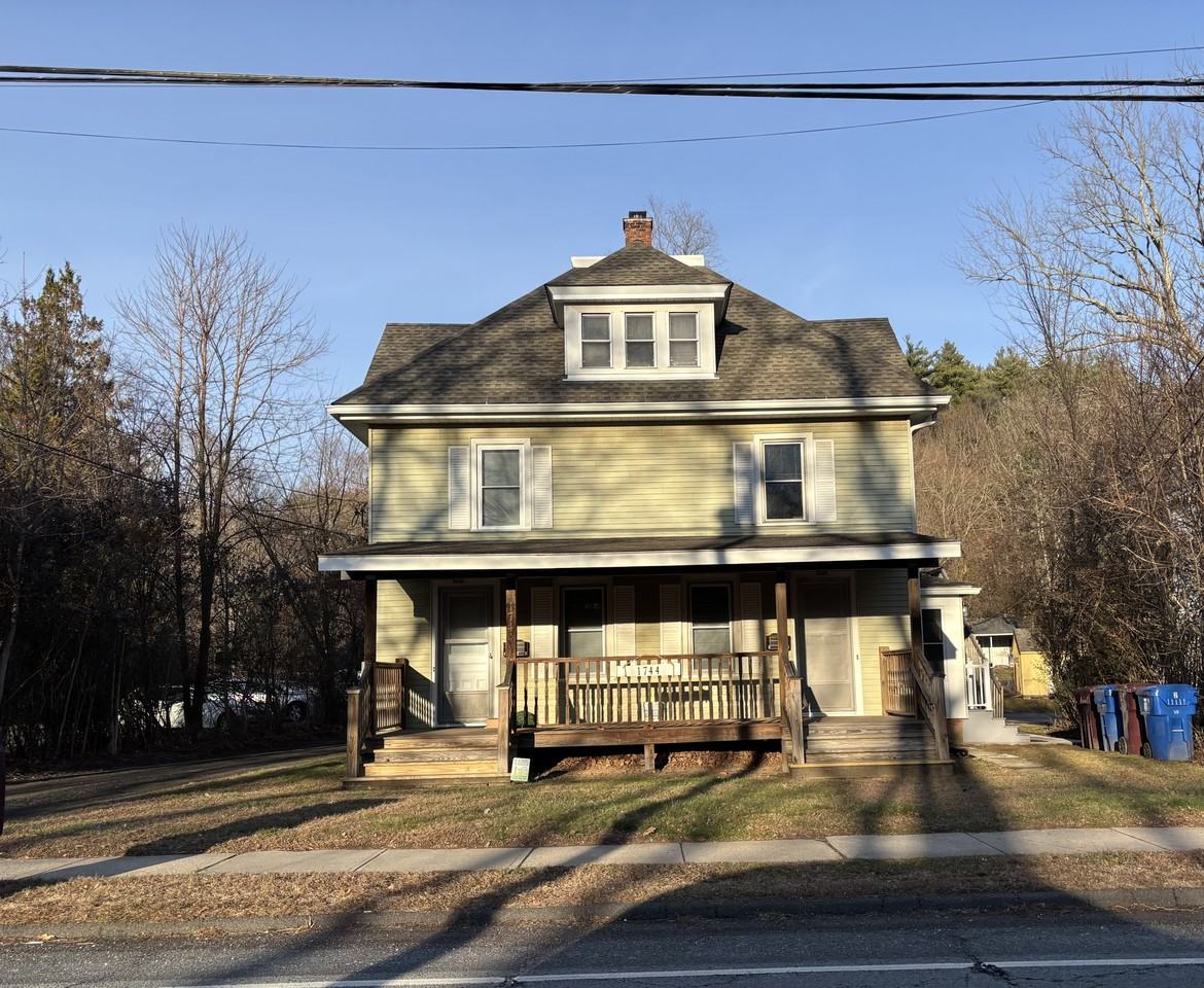 1744 Farmington Ave #3 - Photo 2 of 21