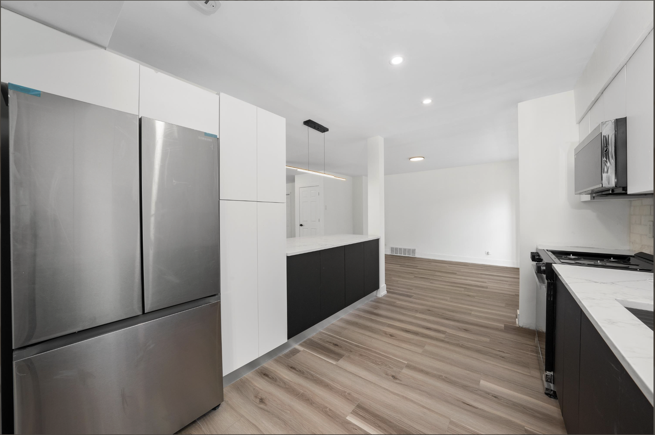 16030 University Ave #NA - Photo 6 of 17