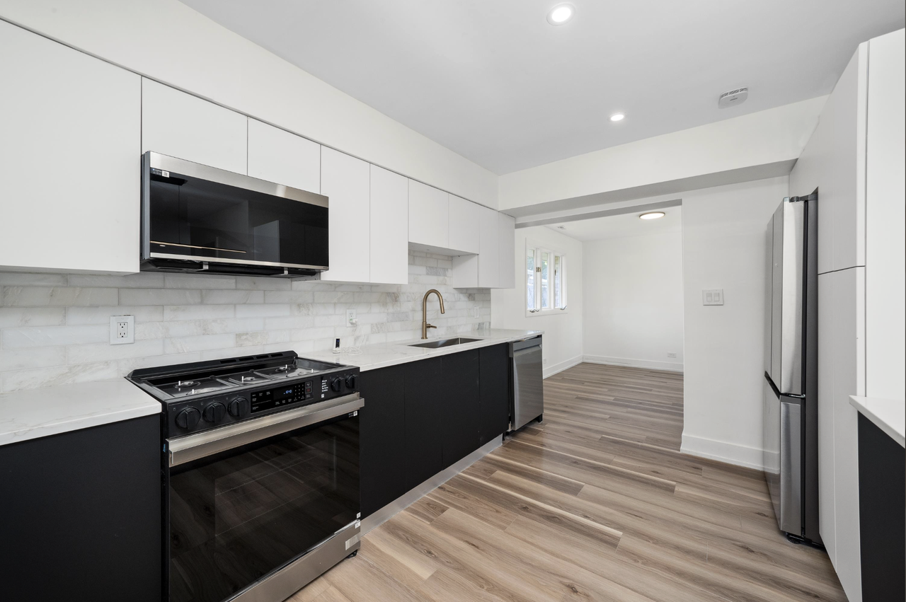 16030 University Ave #NA - Photo 7 of 17