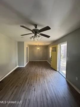 3222 Beatrice Dr #NA - Photo 2 of 7