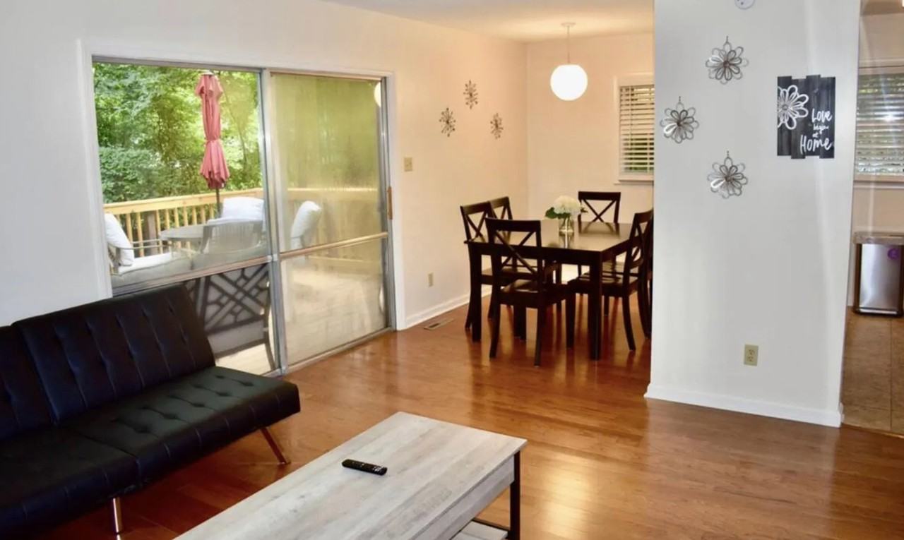 324 Carlton Dr #NA - Photo 3 of 9