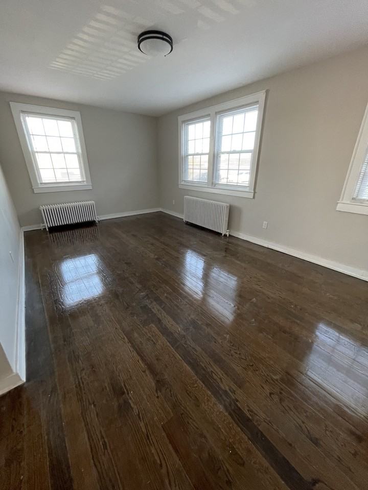 500 Alma Ter #D2 - Photo 3 of 9