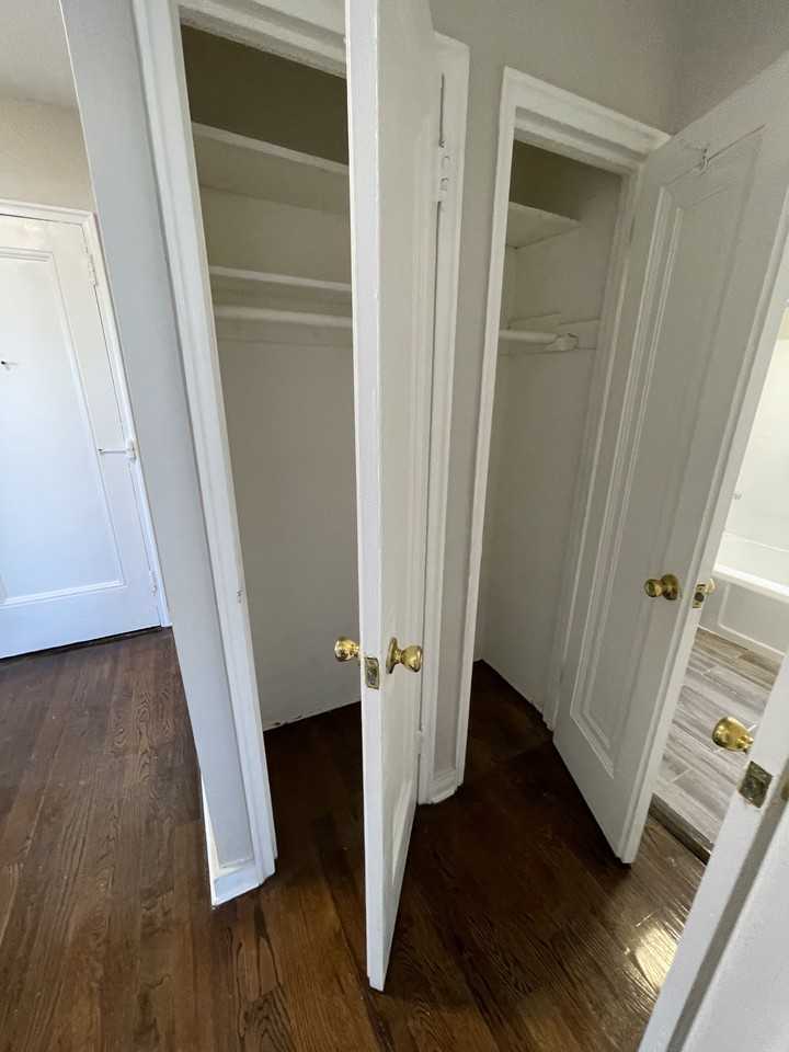 500 Alma Ter #D2 - Photo 6 of 9