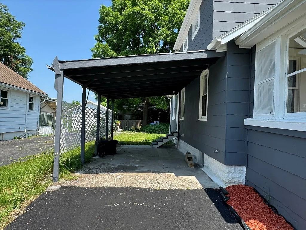 400 Willow St #NA - Photo 2 of 10