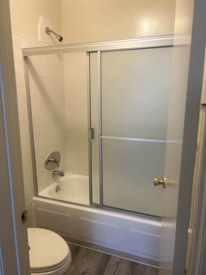 11840 Chandler Blvd #214 - Photo 3 of 16