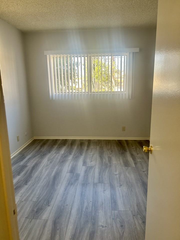 11840 Chandler Blvd #214 - Photo 6 of 16