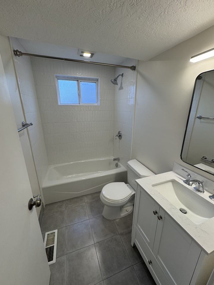 2914 S Preston St #B - Photo 4 of 14