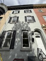 715 W 8th St #1 - Photo 1 of 1