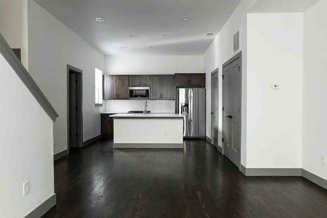 3505 S Marion St #D - Photo 6 of 20