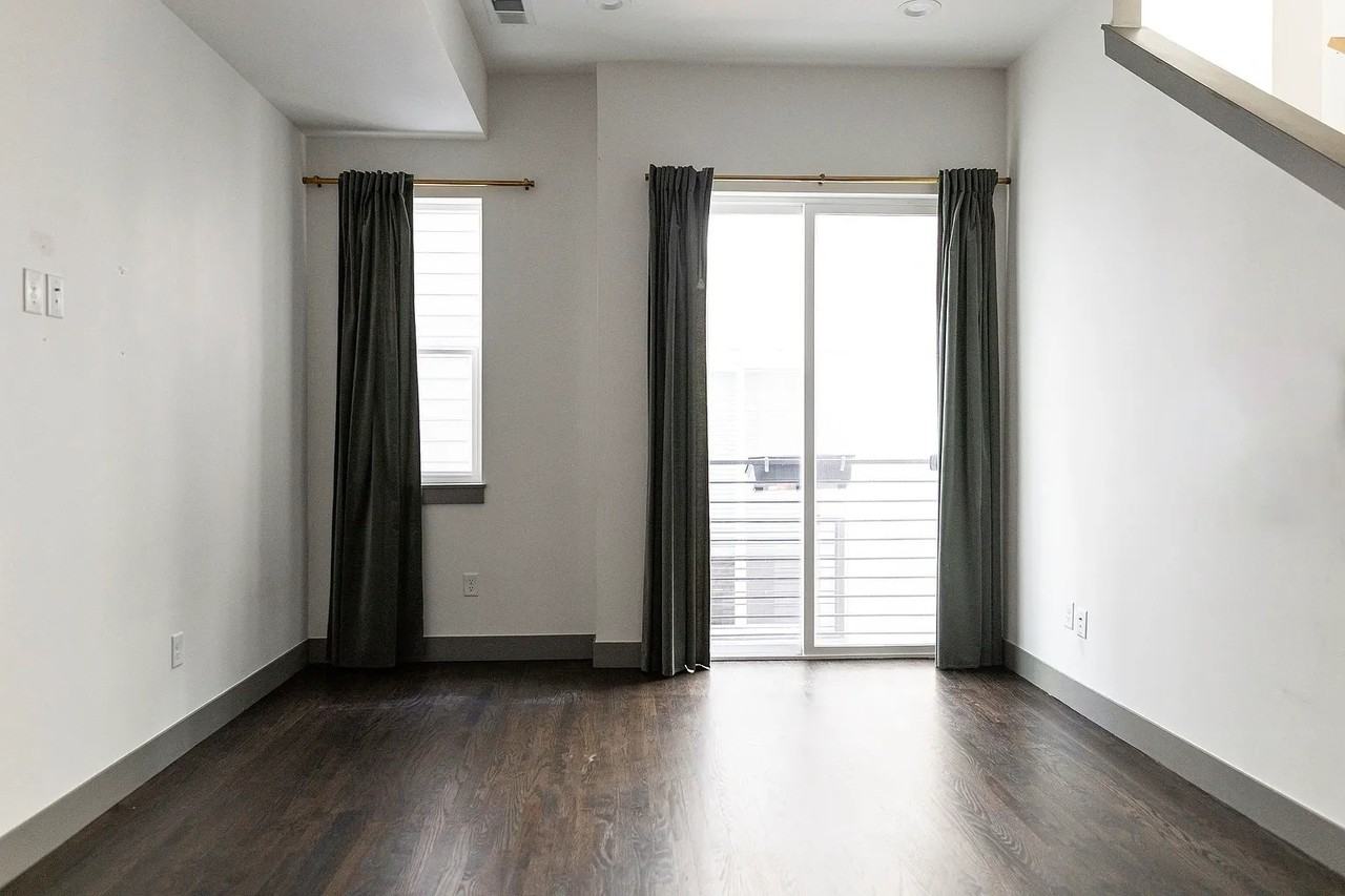 3505 S Marion St #D - Photo 7 of 20