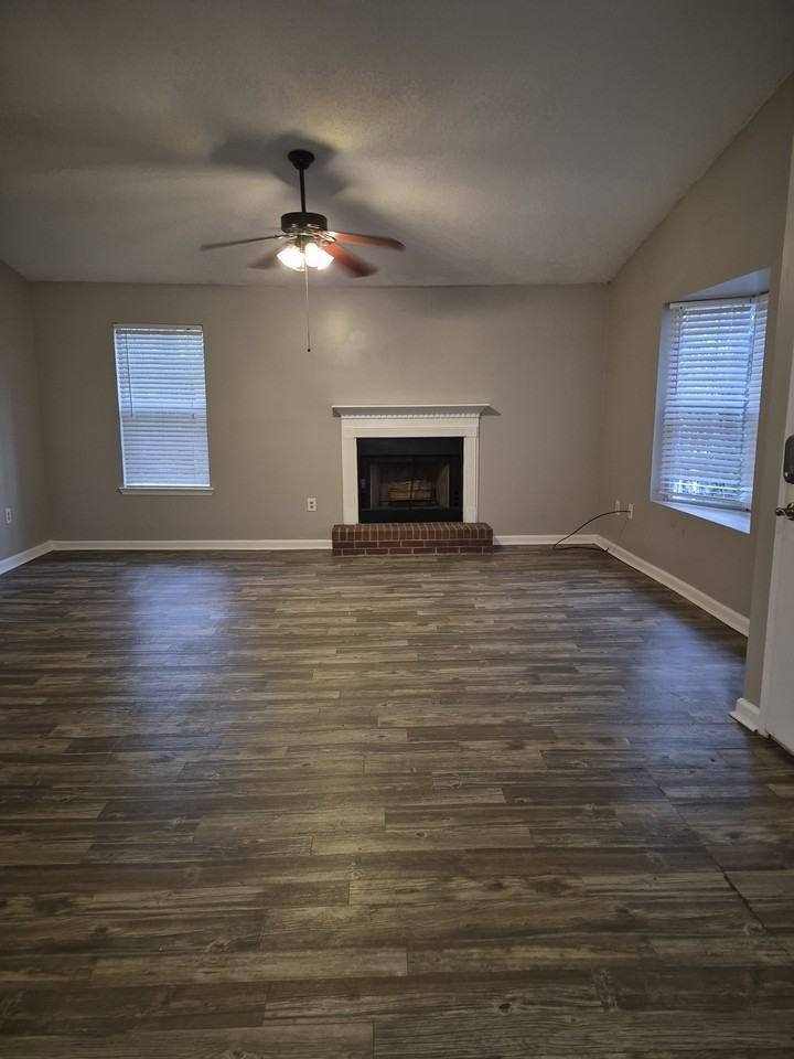 2092 S Sherwood Dr #L100 - Photo 7 of 18