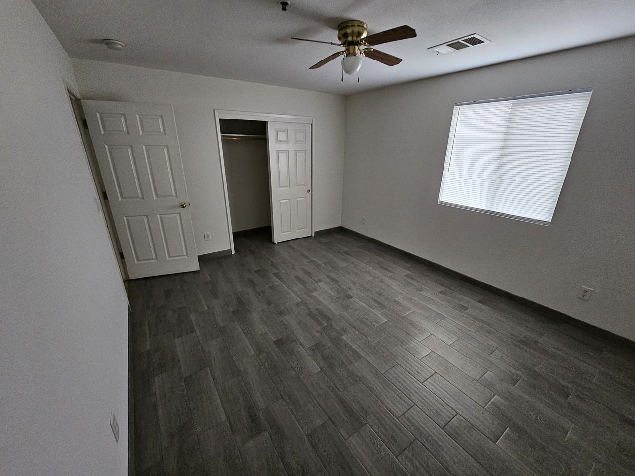 744 S Roche St #1-2 - Photo 7 of 10