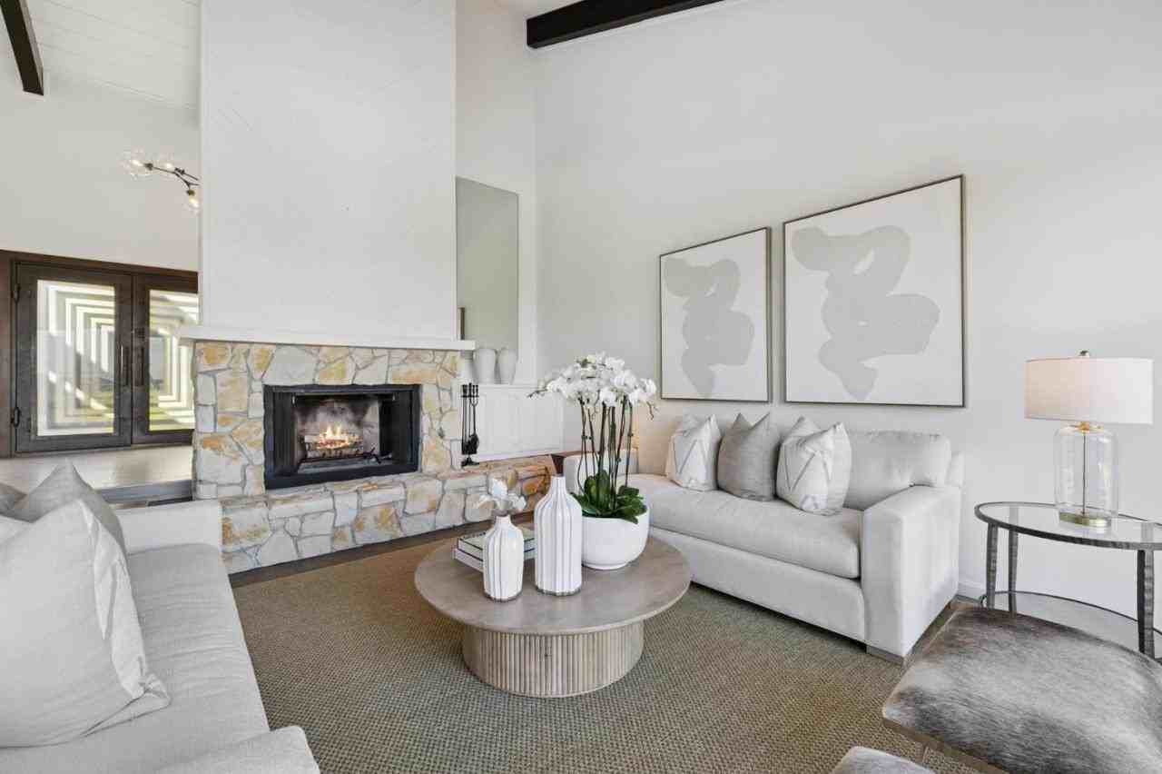 6 Friars Ln - Photo 7 of 11