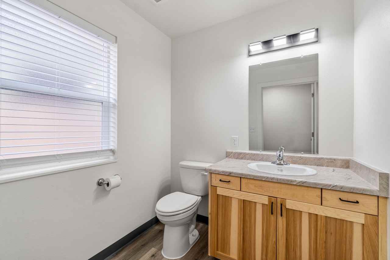 721 11th St #1 - Photo 5 of 13