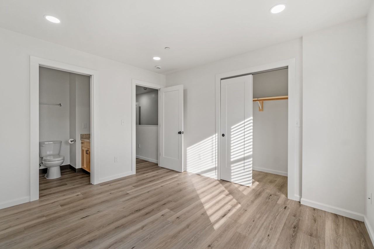 721 11th St #1 - Photo 7 of 13