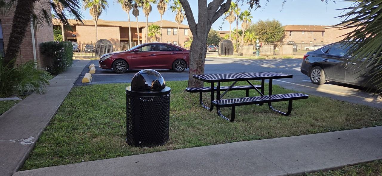 2702 Los Amigos Dr #28 - Photo 4 of 5